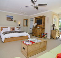 The Nature Lodge - Accommodation in Surfers Paradise