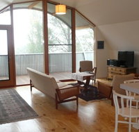 Surveyor's Hill Bed and Breakfast - Accommodation in Surfers Paradise