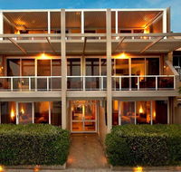 Bay Breeze Boutique Accommodation - Accommodation in Surfers Paradise