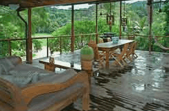 Mavis's Kitchen And Cabins - Accommodation in Surfers Paradise 2