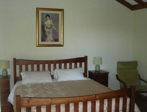 Calurla Chalets And Cottages - Accommodation in Surfers Paradise 1