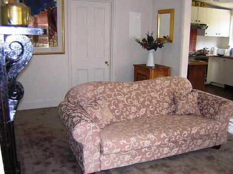 Cooma Cottage - Accommodation - Accommodation in Surfers Paradise 3