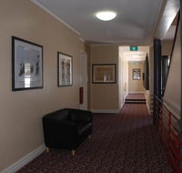 Alpine Hotel - Accommodation in Surfers Paradise