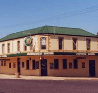 Coffeys Hotel - Accommodation in Surfers Paradise