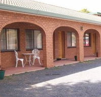 Cooma Country Club Motor Inn - Accommodation in Surfers Paradise