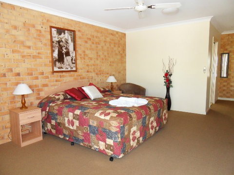 Club Motel Tumbarumba - Accommodation in Surfers Paradise 2