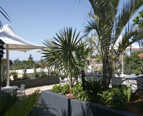 Cote D Azur - Accommodation in Surfers Paradise 0