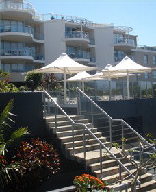 Cote D Azur - Accommodation in Surfers Paradise 1