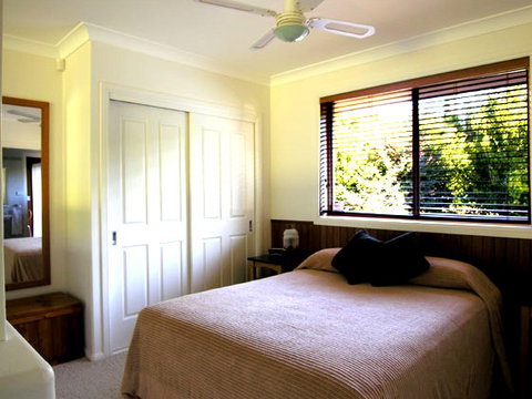 Mescals At Pampoolah Bed And Breakfast - Accommodation in Surfers Paradise 0