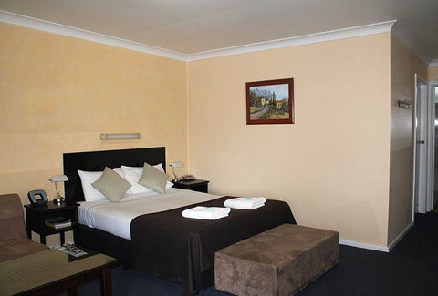 Taree Highway Motor Inn - Accommodation in Surfers Paradise 1