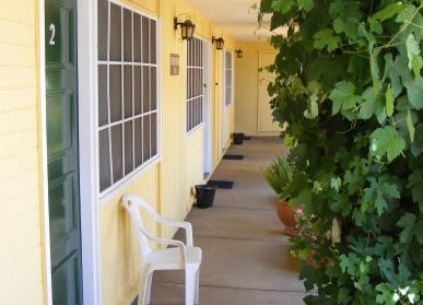 Cootamundra NSW Accommodation in Surfers Paradise
