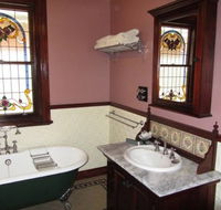 Roseleigh - Accommodation in Surfers Paradise