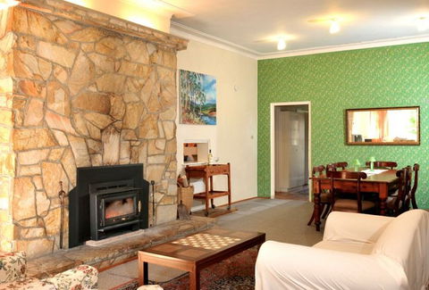 Oakleigh Rural Retreat - Accommodation in Surfers Paradise 0
