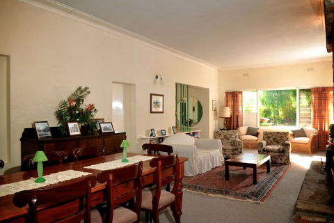 Oakleigh Rural Retreat - Accommodation in Surfers Paradise 1