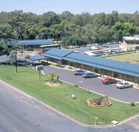 Deniliquin Country Club Motor Inn - Accommodation in Surfers Paradise