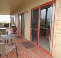 Avon View Stays - Accommodation in Surfers Paradise