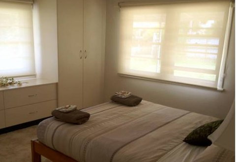 Bidgee Bankside Cottage - Accommodation in Surfers Paradise 2