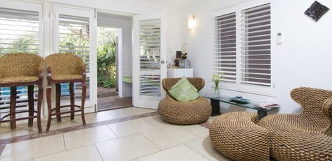 Above Wollongong At Pleasant Heights Bed And Breakfast - Accommodation in Surfers Paradise 0