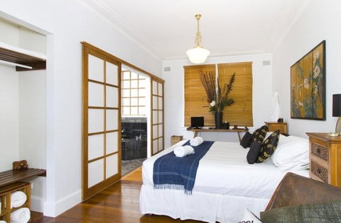 Above Wollongong At Pleasant Heights Bed And Breakfast - Accommodation in Surfers Paradise 1