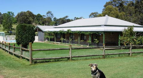 Blackthorn Hill Retreat - Accommodation in Surfers Paradise 0