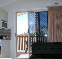 Flame Lily Adventures - Accommodation in Surfers Paradise