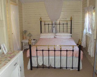 Rachels Cottage - Accommodation in Surfers Paradise 0
