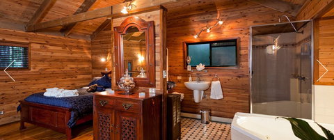 The Mouses House - Rainforest Retreat - Accommodation in Surfers Paradise 1