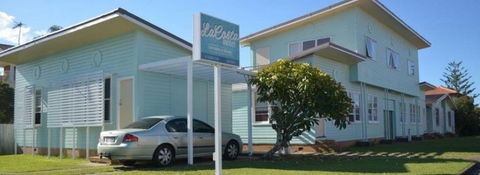 La Costa Motel - Accommodation in Surfers Paradise 0