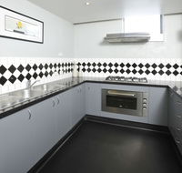 Sleep and Go Hotel Preston - Accommodation in Surfers Paradise