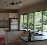 Pelicans At Denmark - Holiday Home - Accommodation in Surfers Paradise