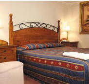Olympia Motel - Accommodation in Surfers Paradise