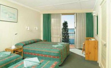 Mid Pacific Motel - Accommodation in Surfers Paradise 0