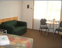 Motel Maclean - Accommodation in Surfers Paradise 2