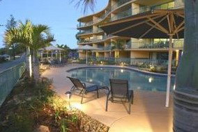 Norfolks On Moffat Beach - Accommodation in Surfers Paradise 5