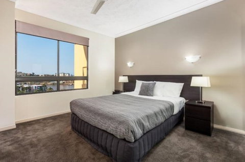 Bridgewater Apartments - Accommodation in Surfers Paradise 3