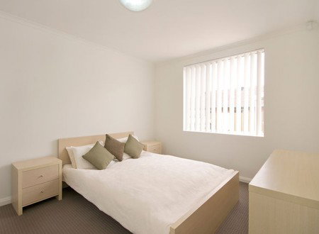 Hello Adelaide Motel + Apartments - Accommodation in Surfers Paradise 5