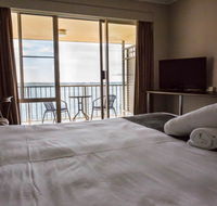 Beachcomber Hotel - Accommodation in Surfers Paradise