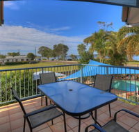 Dolphin Waters Holiday Apartments - Accommodation in Surfers Paradise