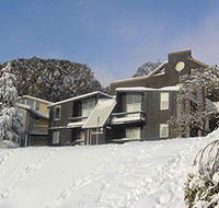 Kilimanjaro Ski Apartments - Accommodation in Surfers Paradise