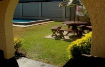 Coral Sands Motel - Accommodation in Surfers Paradise 2
