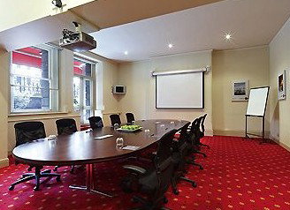 Grand Hotel Melbourne - Accommodation in Surfers Paradise 2