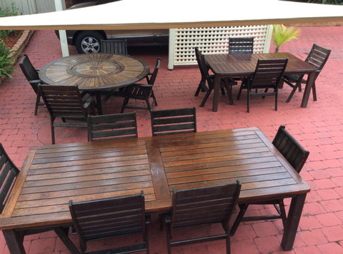 Cleveland Visitor Villas Motel & Shailer Park Garden Villas - Accommodation in Surfers Paradise 7