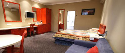 Best Western A Trapper's Motor Inn - Accommodation in Surfers Paradise 0
