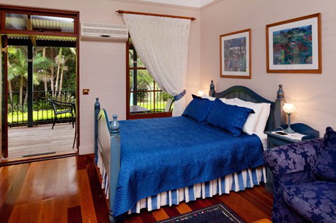 Montville Provencal Boutique Hotel - Accommodation in Surfers Paradise 1