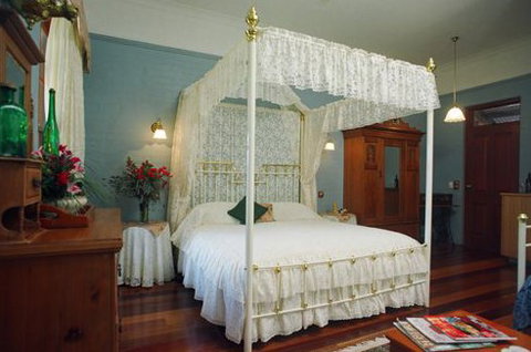 Montville Provencal Boutique Hotel - Accommodation in Surfers Paradise 2