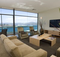Lenna of Hobart - Accommodation in Surfers Paradise