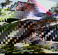 Wynyabbie House - Accommodation in Surfers Paradise