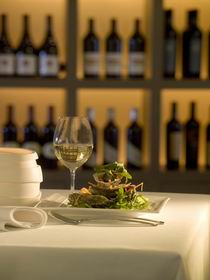 The Louise - Accommodation in Surfers Paradise 0