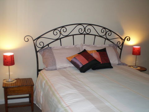Bella Rosa Cottage - Accommodation in Surfers Paradise 0