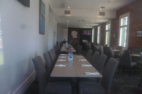 Bridge Inn Hotel - Accommodation in Surfers Paradise 0